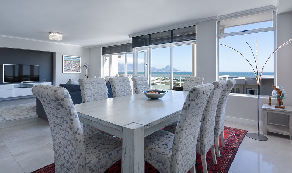 Benefits of Buying Wooden Dinning Chairs